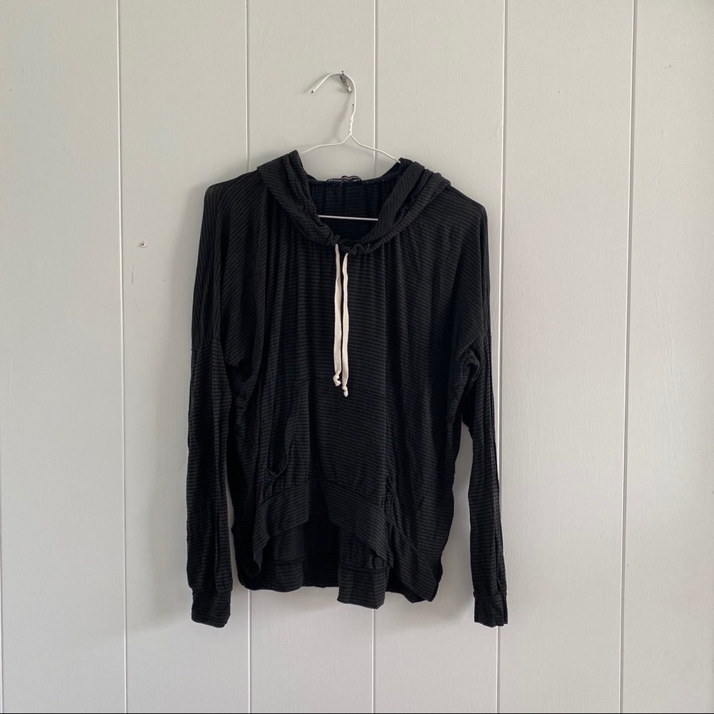 Brandy Melville Cropped Hoodie